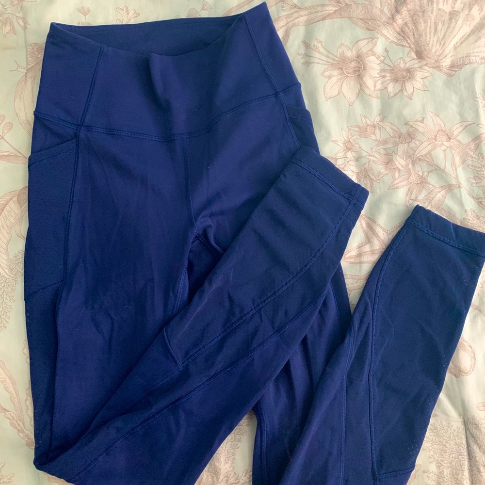 Lululemon leggings dark blue mesh